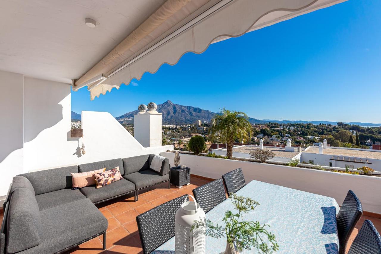 2 Bedroom With Sea And Mountain Views, Pool Apartament Marbella
